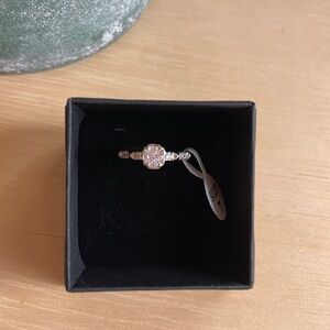 Fragrant Jewels Ring sz 7 Perfect travel ring